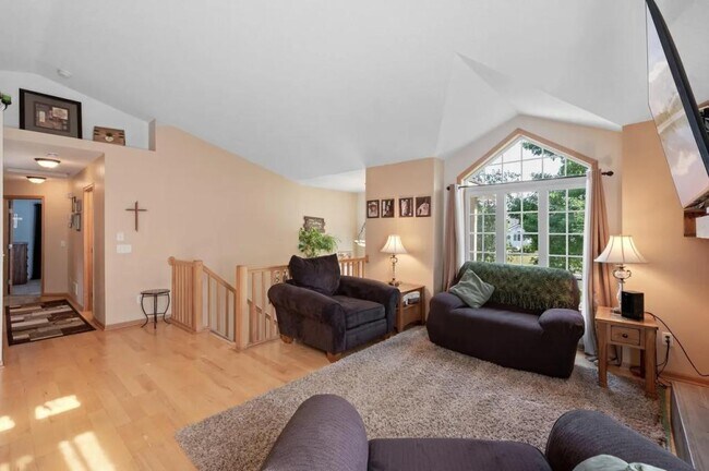 Building Photo - 2921 235th Ave NW