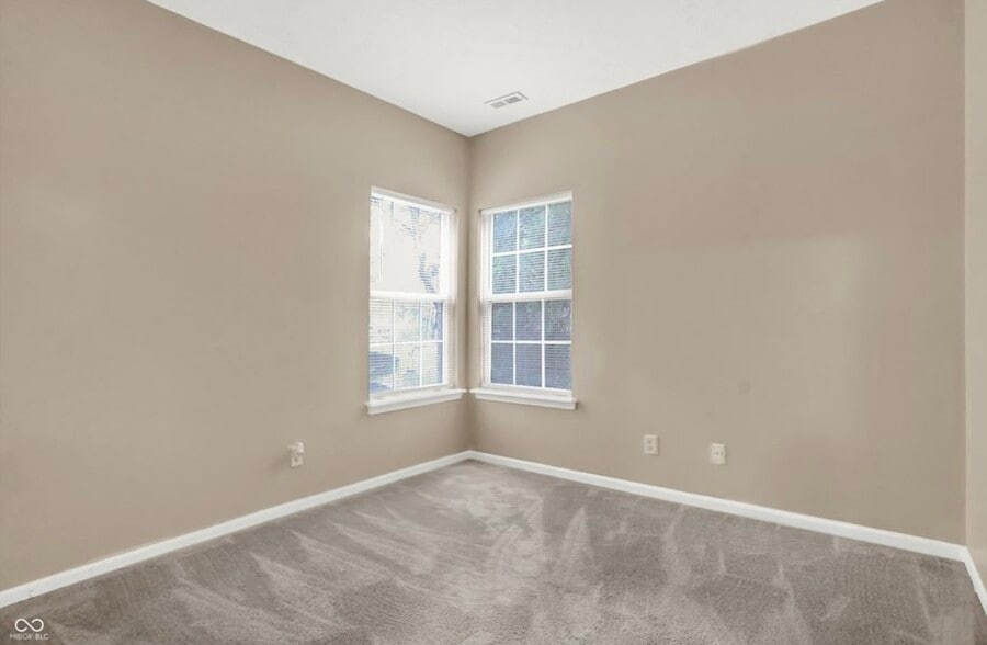 Building Photo - 3701 Magenta Ln