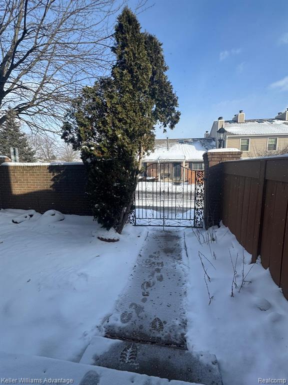 Building Photo - 22313 Peach Tree