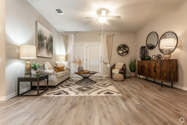 Living Room - Landmark at Auburn Lakes