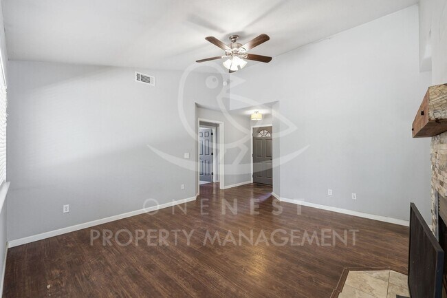 Building Photo - Charming and thoughtfully upgraded 3-bedroom, 2-bathroom single-level