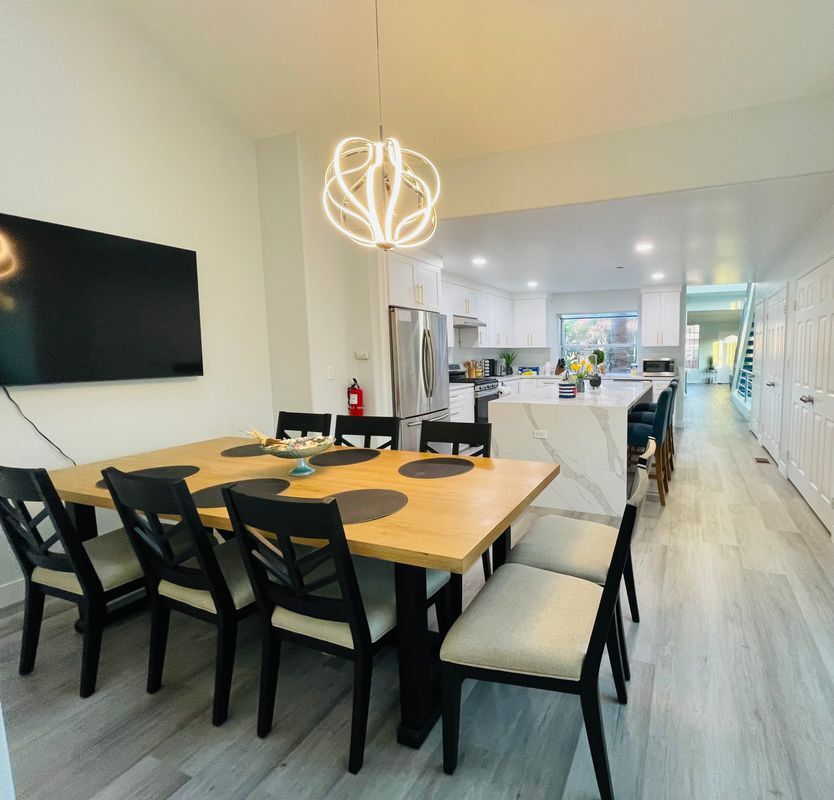 Building Photo - 119 9th St