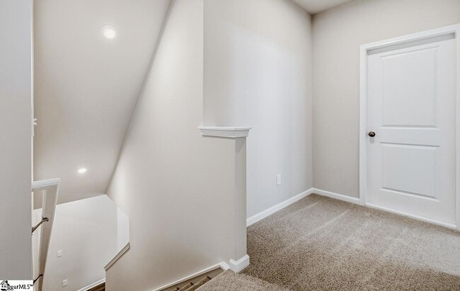 Building Photo - 148 Herrick Pl