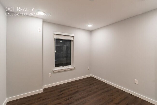 Building Photo - 749 N 20th St