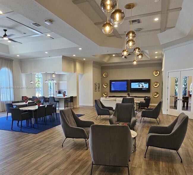 Building Photo - 4321 W Whitewater Ave