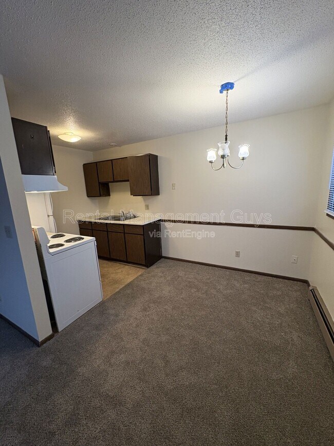 Building Photo - 2112 N 44th Ave