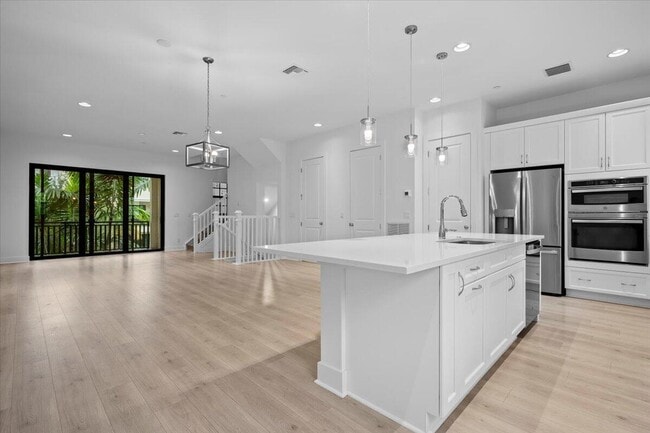 Building Photo - 5324 Sagan Ln