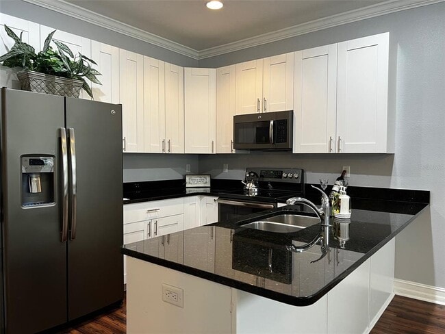 Building Photo - 6921 Interbay Blvd