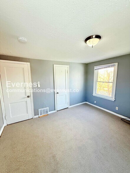 Building Photo - 12131 Schaefer Hwy