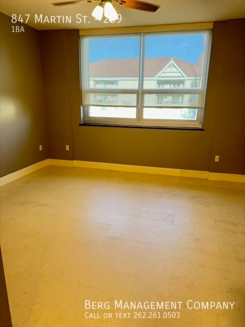 Building Photo - 847 Martin St