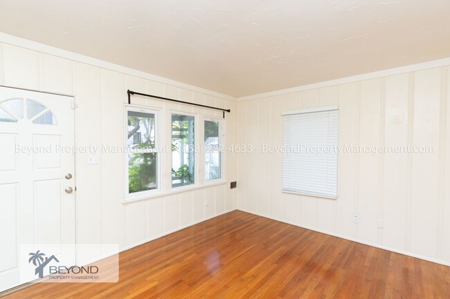 Building Photo - !!!QUAINT NORTHPARK COTTAGE 2 BEDROOM 1 BA...