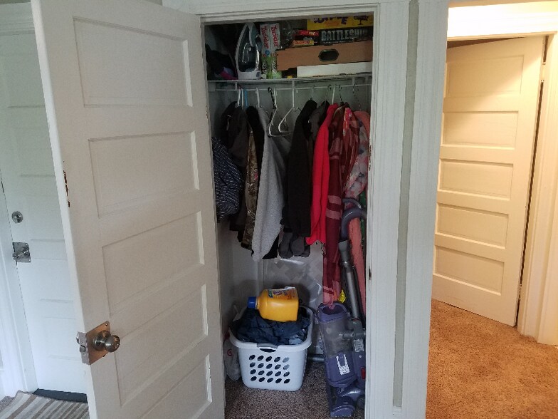 Building Photo - 177 County St