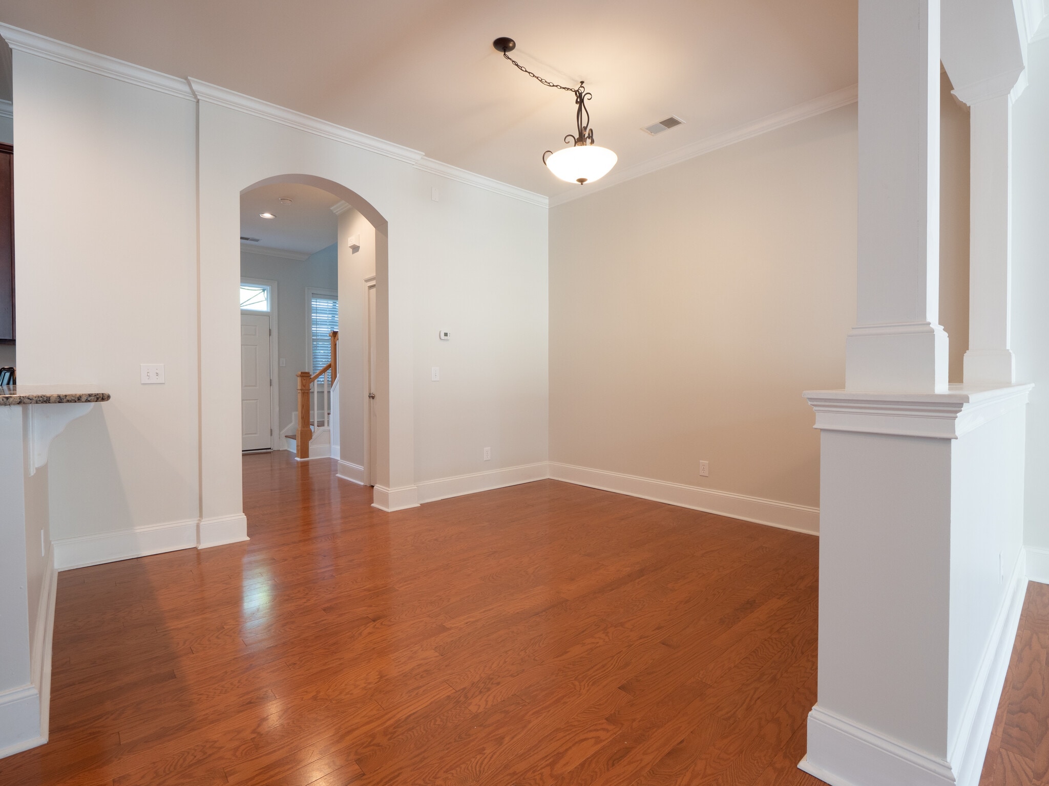 Building Photo - 1814 Tennyson Row