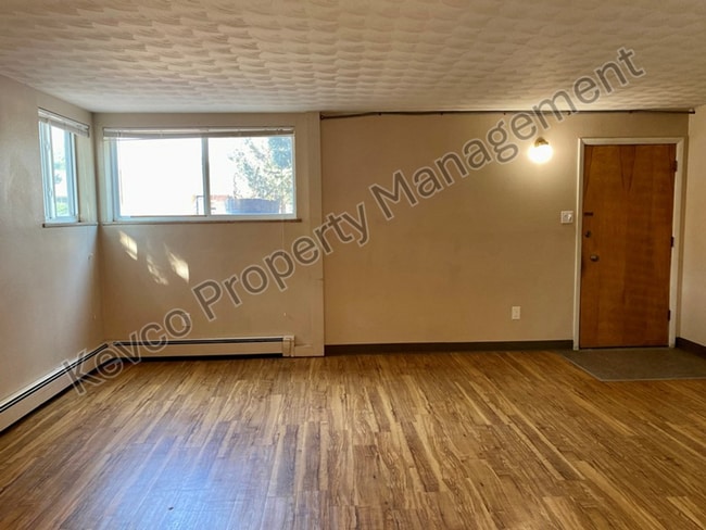 Building Photo - 1009 McHugh St