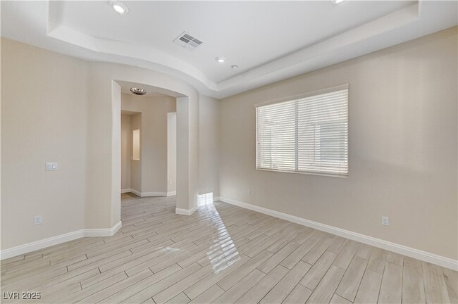 Building Photo - 536 Puenta Del Rey St