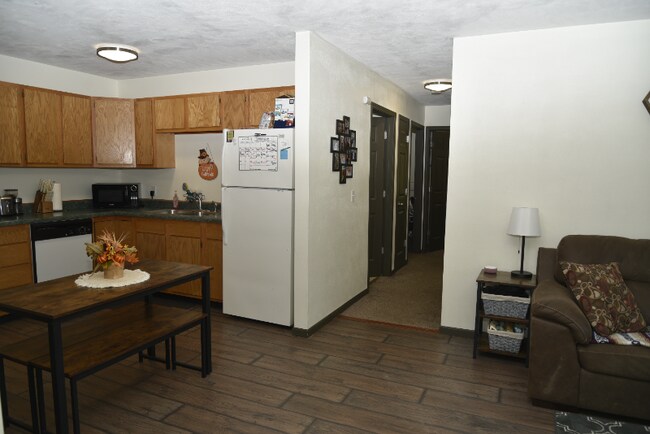 Building Photo - 3360 Patti Dr