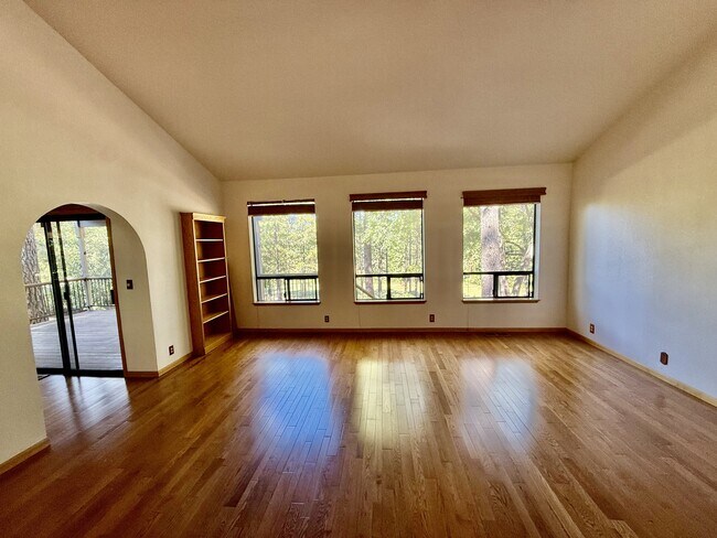 Building Photo - 11438 Timothy Way