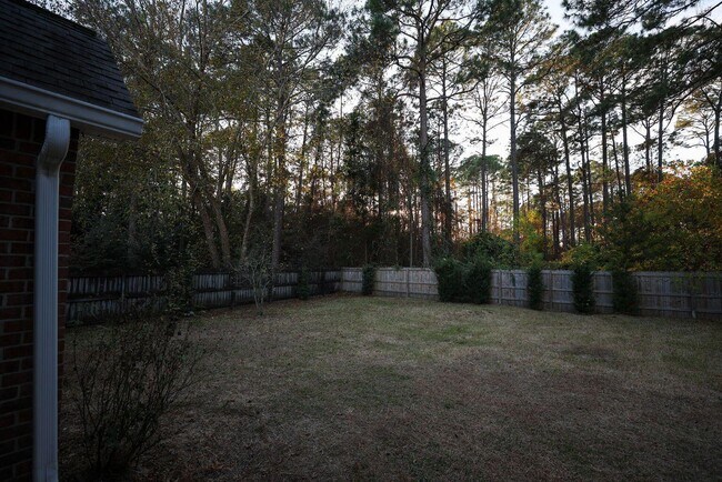 Building Photo - 816 W Ridgewood Cove