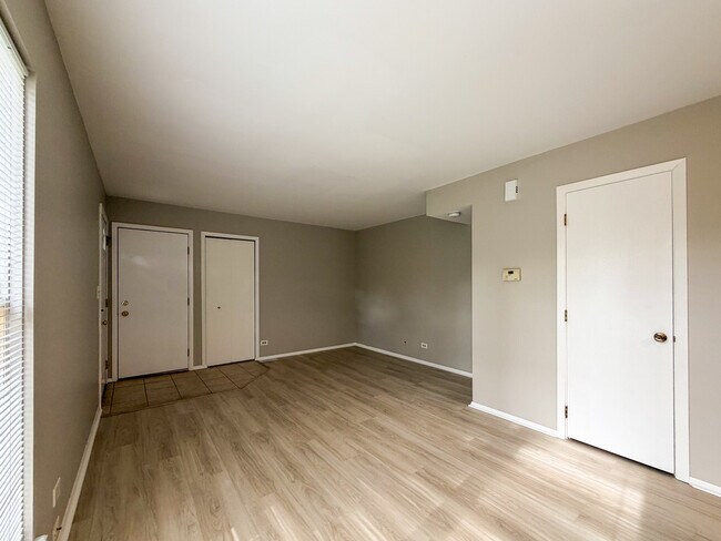 Building Photo - 2615 Oakshire Ct