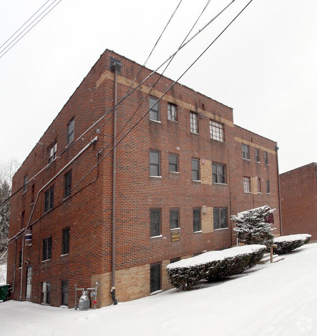 Building Photo - 121 Mt Lebanon Blvd