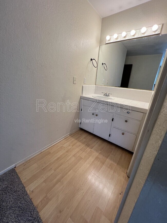 Building Photo - 3616 Cherryglen Way