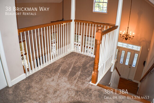 Building Photo - 38 Brickman Way