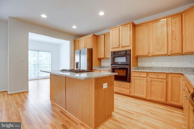 Building Photo - 5214 Prairie Willow Ln