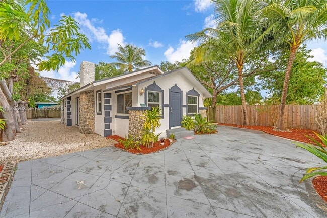 Building Photo - 1621 NW 55th St