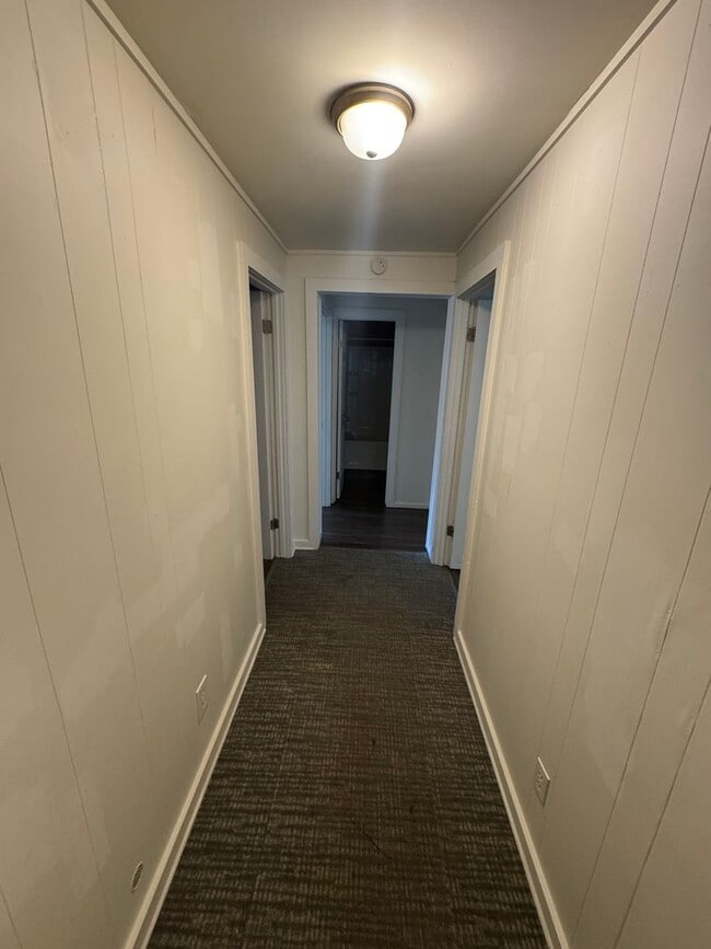 Building Photo - 3/2 House with bonus room in Armuchee $1,195