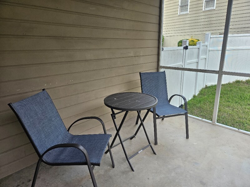 Building Photo - 536 Shadow Moss Dr