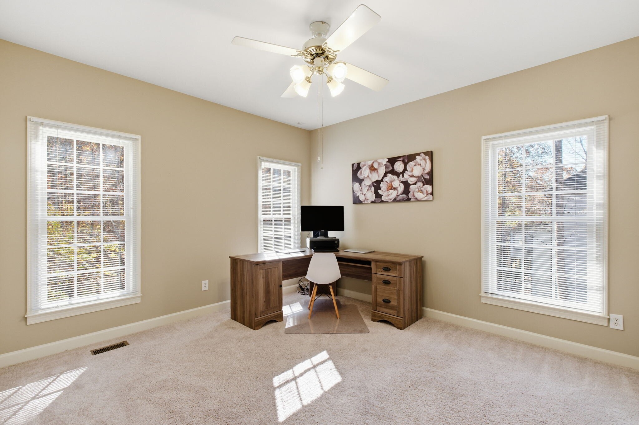 Building Photo - 2293 Camden Dr SW