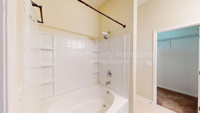 Building Photo - 13339 Solar Dr