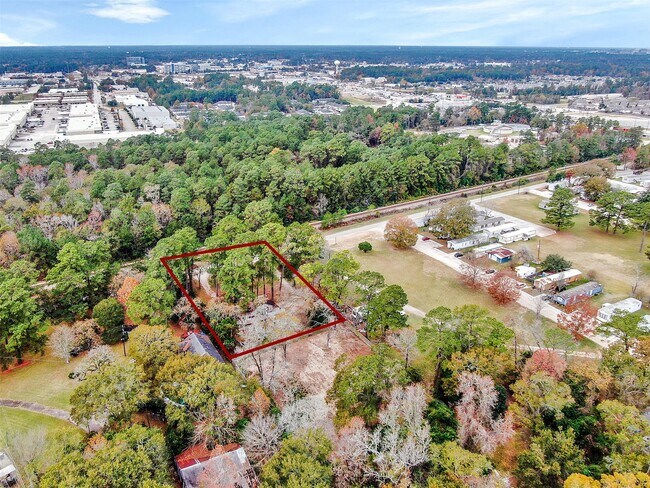 Building Photo - 29806 Lazy Ln