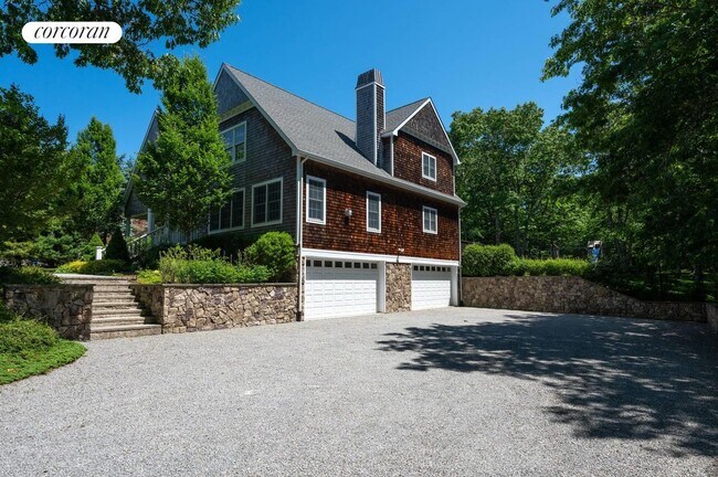 Building Photo - 12 Balcomie Ln