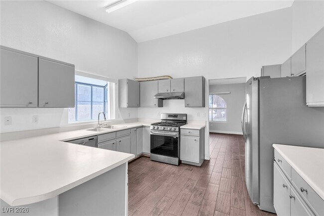 Building Photo - 3975 Duneville St