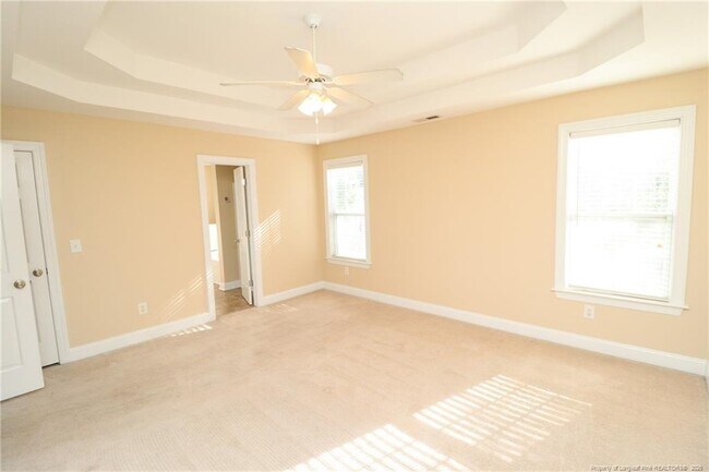 Building Photo - 36 W Trafalgar Ct