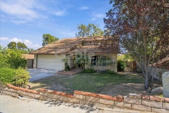 Building Photo - 21748 Grovepark Dr
