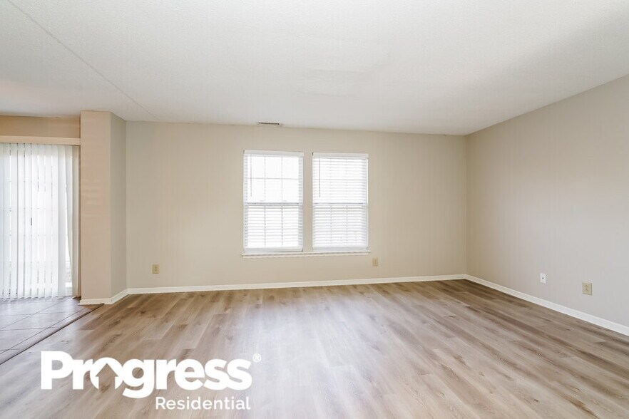 Building Photo - 3012 Earlswood Ln