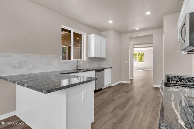 Building Photo - 1460 Copper Point Cir