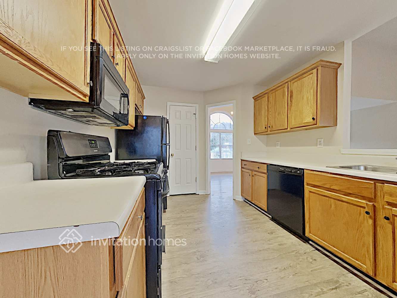 Building Photo - 523 Brooks Rd
