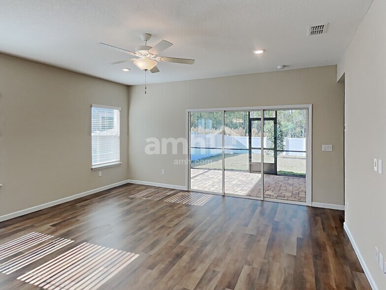 Building Photo - 238 Hemlock Pt