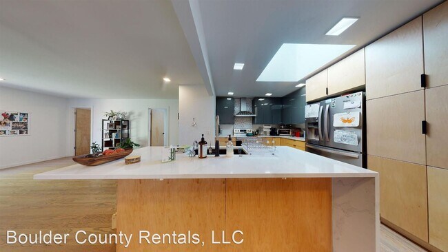 Building Photo - 3 br, 2 bath House - 860 Gilpin Dr