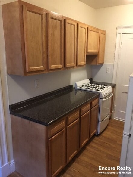 Building Photo - 1171 Boylston St