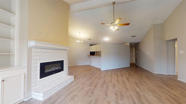 Building Photo - 2331 Barrington Pl Dr