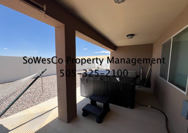 Building Photo - Beautiful 4 Bedroom (Newer) Home in Farmington