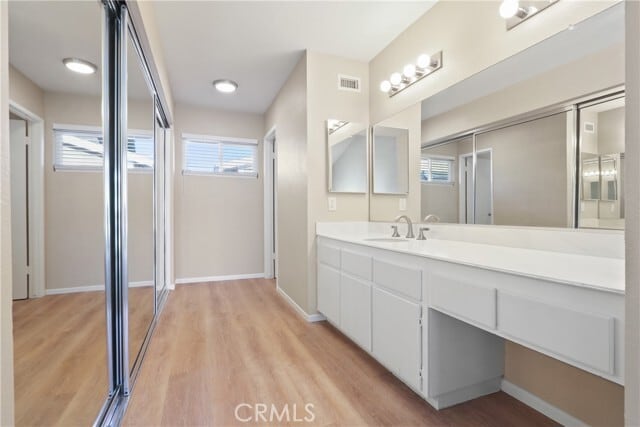 Building Photo - 989 W Imperial Hwy