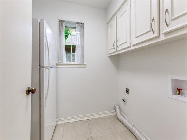 Building Photo - 6608 Robin Willow Ct