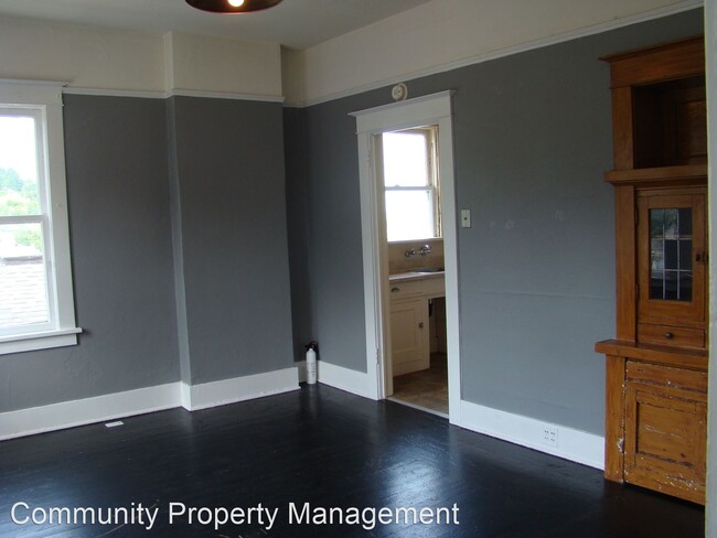 Building Photo - 1320 Franklin Ave