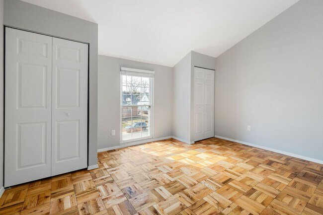 Building Photo - 5900 Patterson Ave