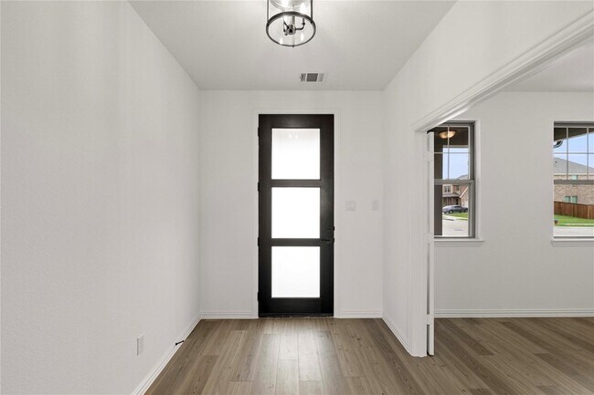 Building Photo - 1422 Greenbelt Dr